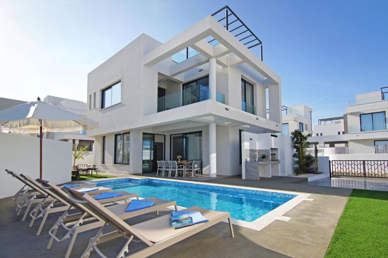 Villa Queen Eleanor Protaras Exteriér fotografie